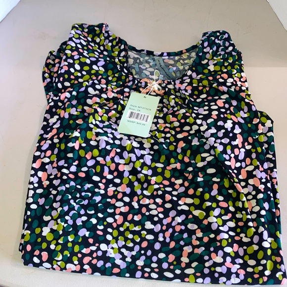 liz& lilli Tops - Nwt Liz & Lilli woman’s plus size 3X blouse short sleeve